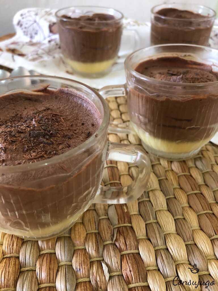 Mousse de chocolate y vainilla