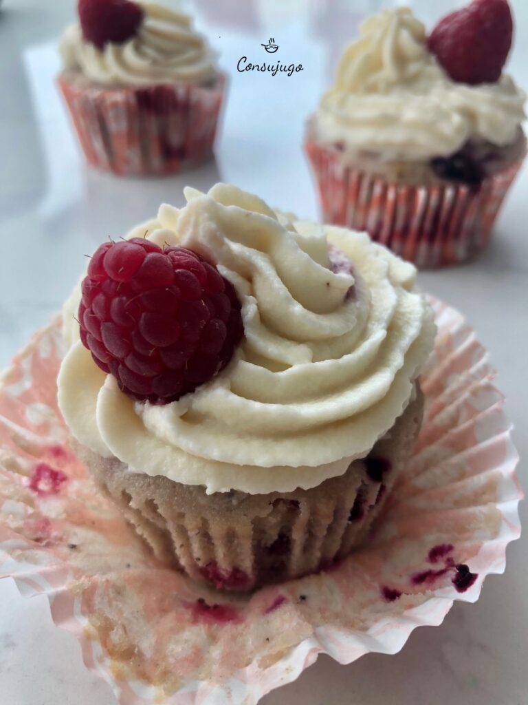 cupcakes de frutos rojos